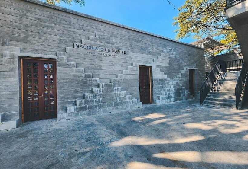 فندق Macchiato Resort Savannakhet