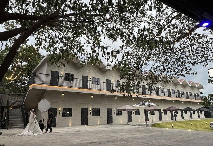 فندق Macchiato Resort Savannakhet