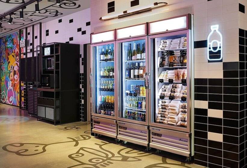 ホテル Moxy Seoul, Myeongdong