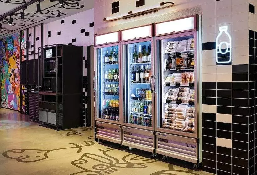 ホテル Moxy Seoul, Myeongdong
