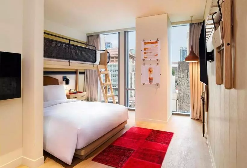 ホテル Moxy Seoul, Myeongdong