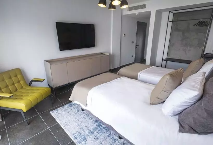 هتل Ortel Inn