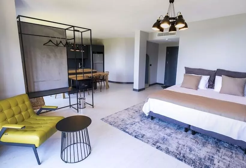 هتل Ortel Inn