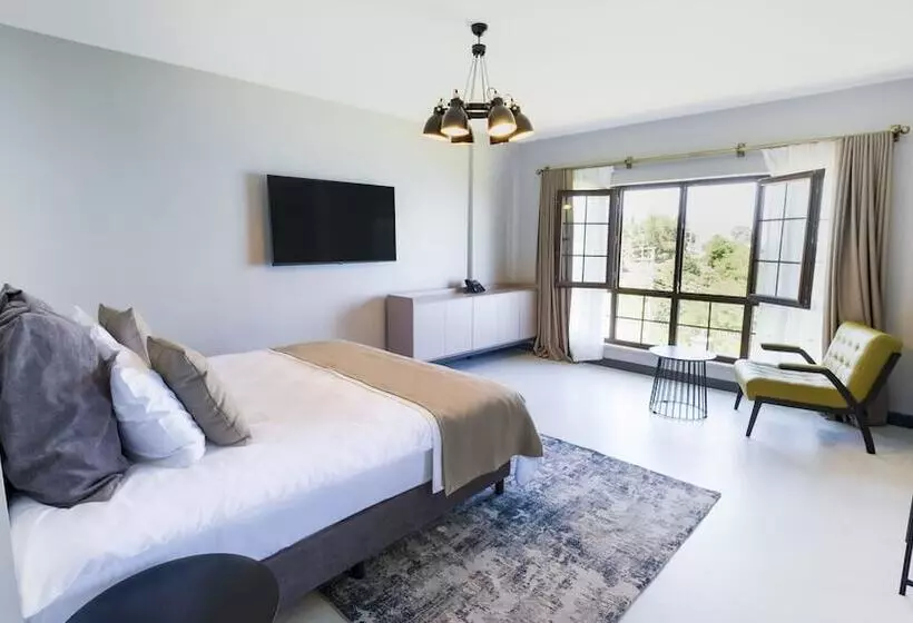 هتل Ortel Inn