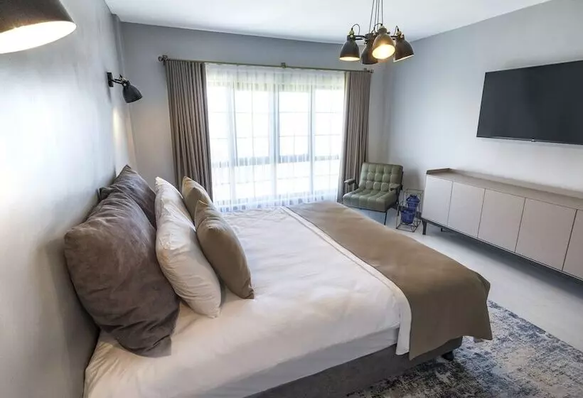 هتل Ortel Inn