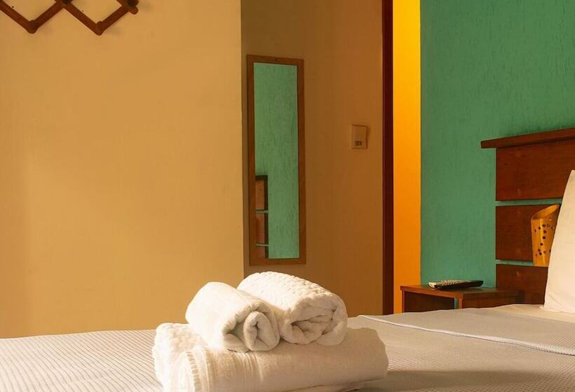 בית מלון כפרי Pousada Aquarela Do Mar