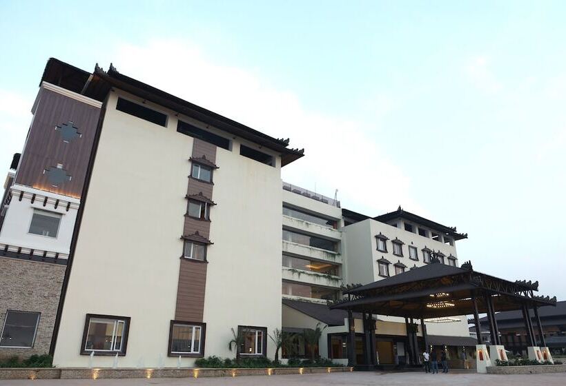 Hotel Shyama Sarovar Portico