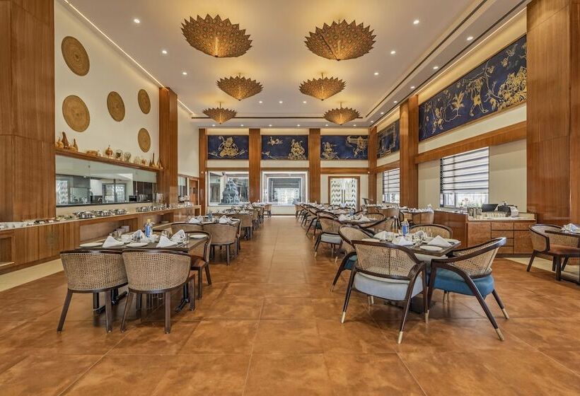 Hotel Shyama Sarovar Portico