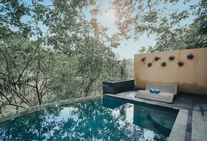Hotelli The Sebali Resort