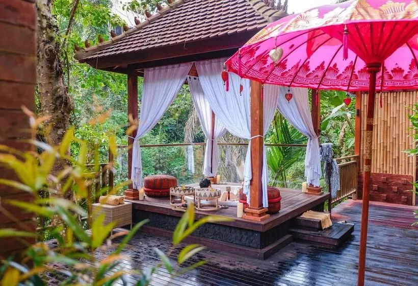 Hotelli The Sebali Resort