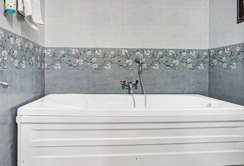 Hotelli Treebo Tulip