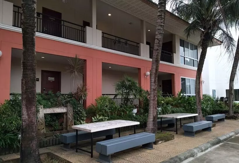 Hotelli Kabinburi Sport Club   Kbsc