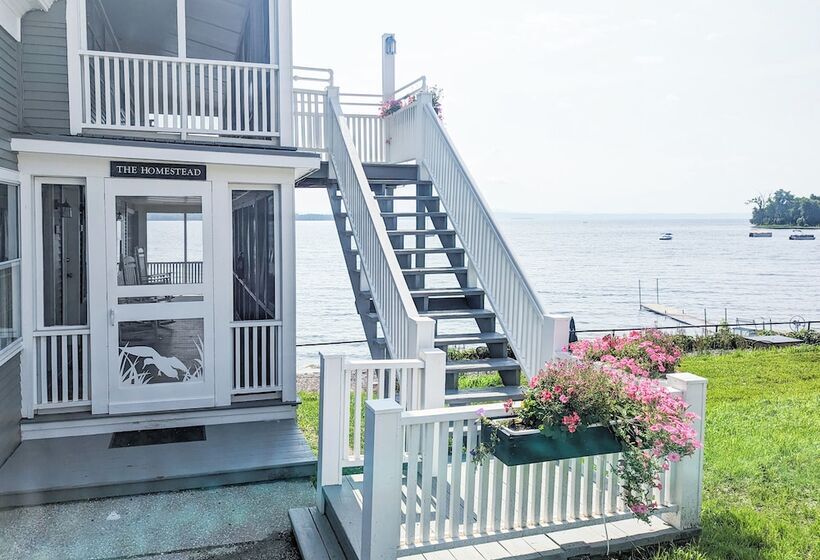 ベッドアンドブレックファースト The North Hero House Inn & Restaurant