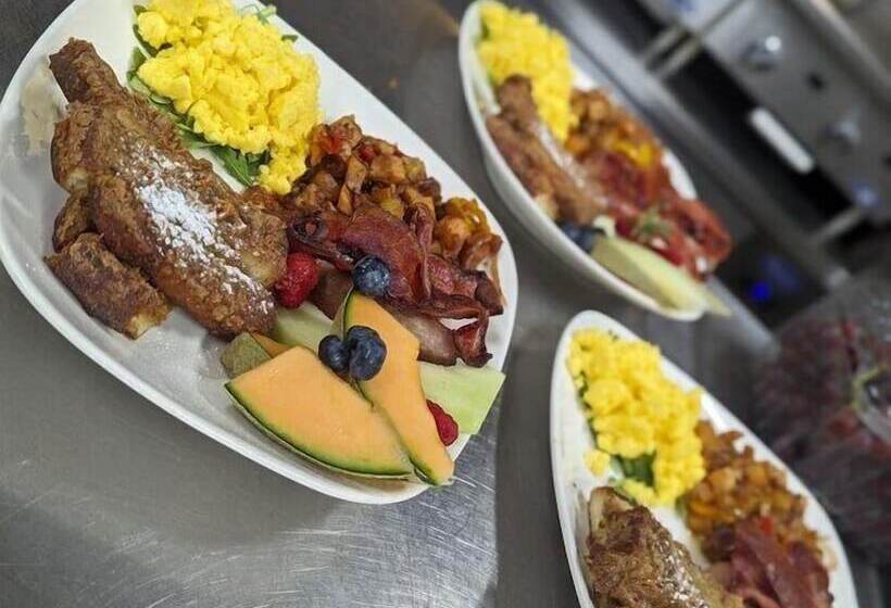 ベッドアンドブレックファースト The North Hero House Inn & Restaurant