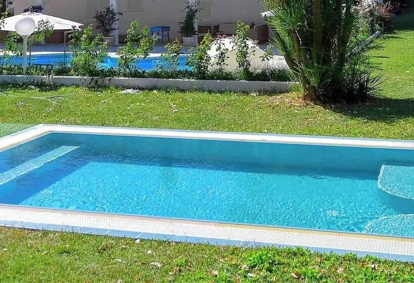 ベッドアンドブレックファースト Villa Del Sole Martina Franca