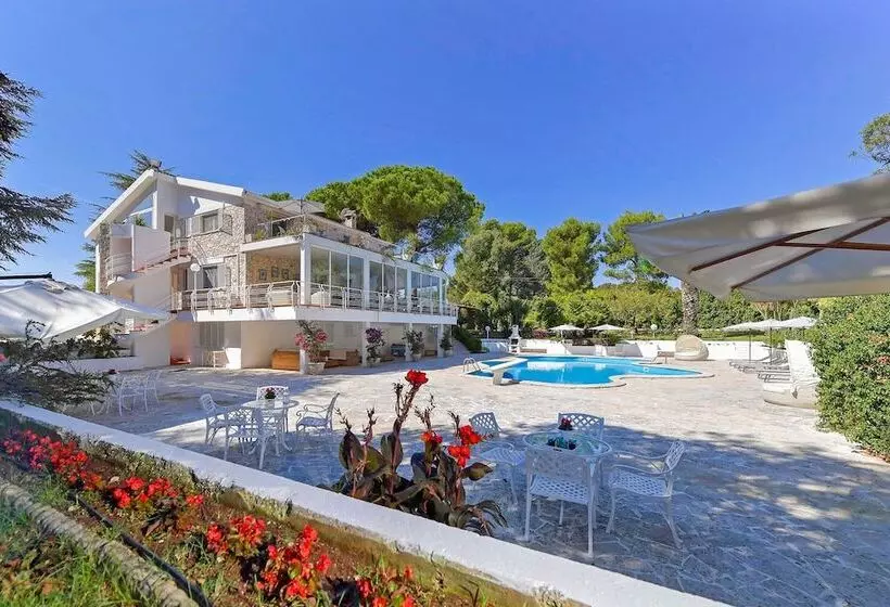 ベッドアンドブレックファースト Villa Del Sole Martina Franca