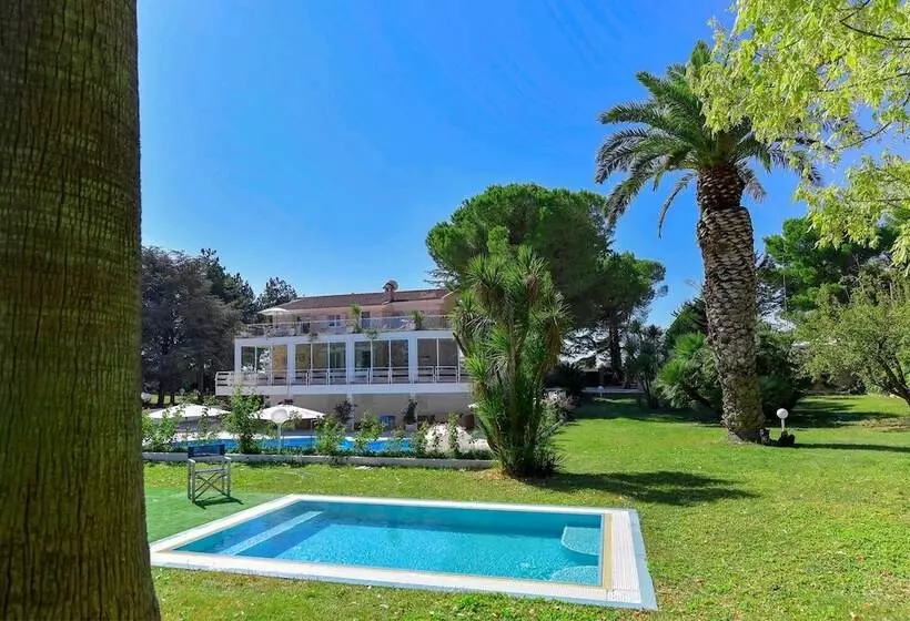 ベッドアンドブレックファースト Villa Del Sole Martina Franca