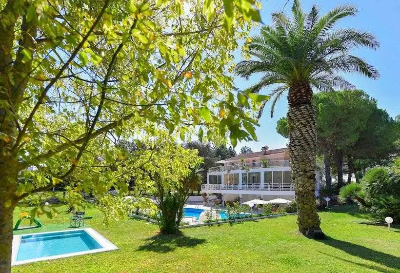 ベッドアンドブレックファースト Villa Del Sole Martina Franca