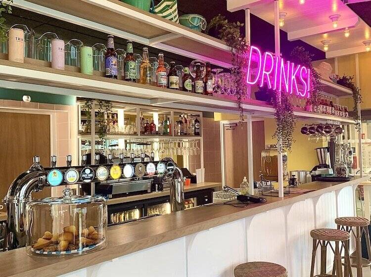 فندق فئة نجمة واحدة The People Caen