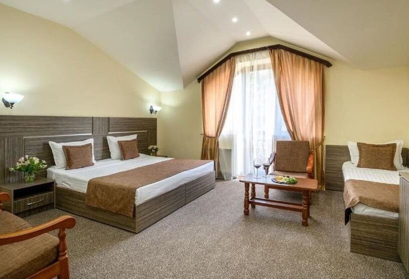 مسافرخانه Alpina Resort By Stellar Hotels, Tsaghkadzor