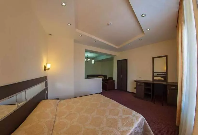 Hostelli Alpina Resort By Stellar Hotels, Tsaghkadzor