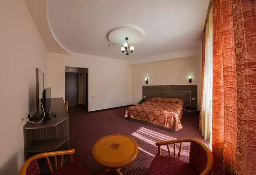 Hostelli Alpina Resort By Stellar Hotels, Tsaghkadzor