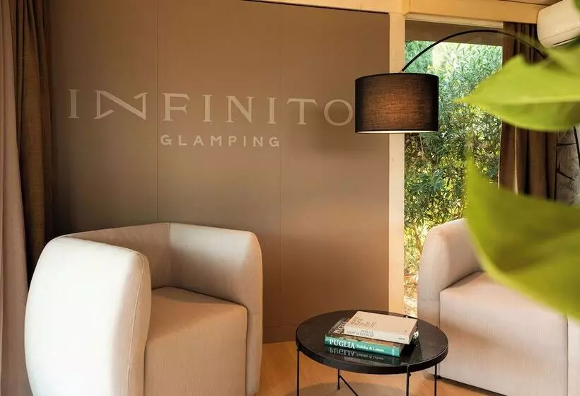 مسافرخانه Infinito Resort