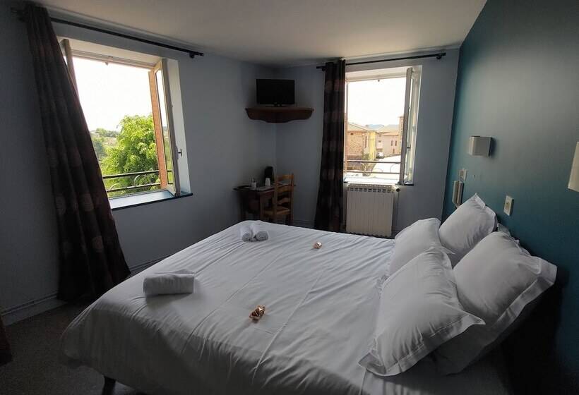 فندق 1799 Rte Des écharmeaux