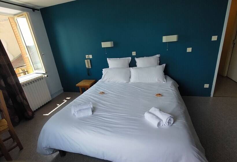 فندق 1799 Rte Des écharmeaux