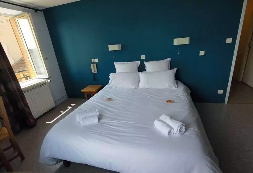 ホテル 1799 Rte Des écharmeaux