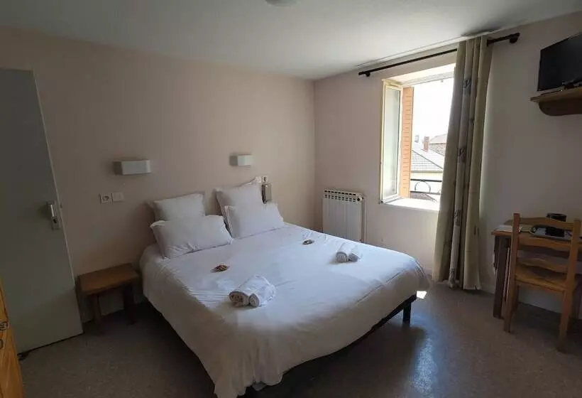 ホテル 1799 Rte Des écharmeaux