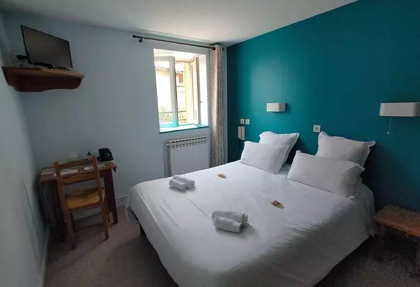 ホテル 1799 Rte Des écharmeaux