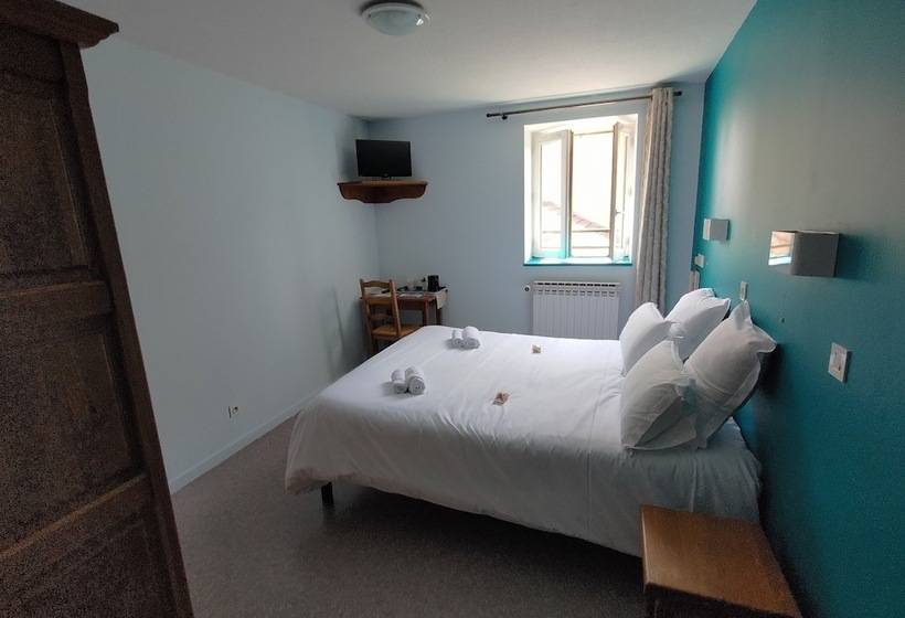 فندق 1799 Rte Des écharmeaux