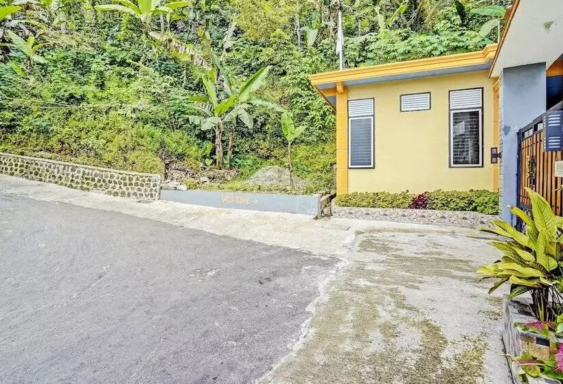 ホテル D'jamus Resort Telaga Ngebel By Oyo
