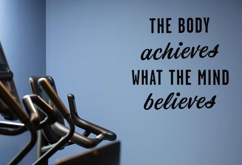 Hotel Hampton By Hilton Rochdale