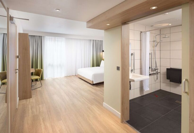 Hotel Hampton By Hilton Rochdale