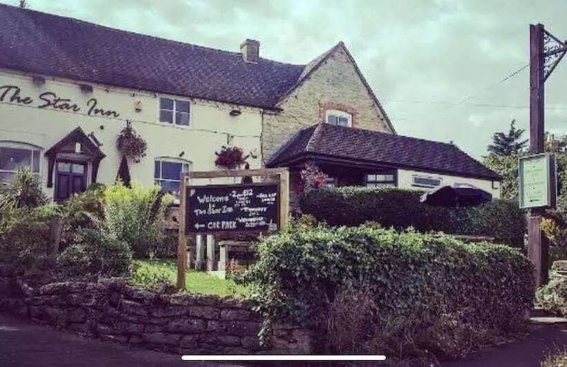 ホテル Inviting 3 Bedroom Lodge In Ashton Under Hill