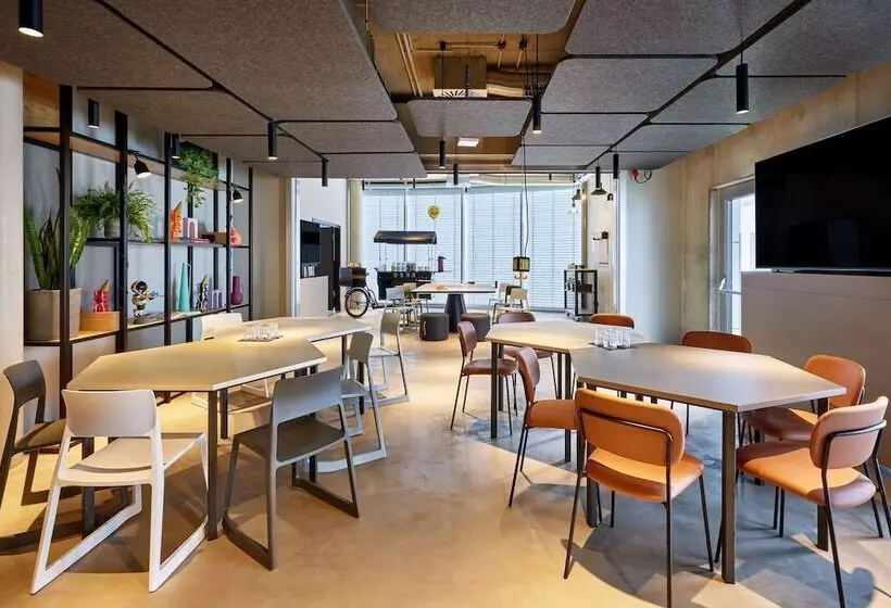 Hotelli Moxy Karlsruhe