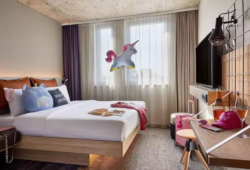 Hotelli Moxy Karlsruhe