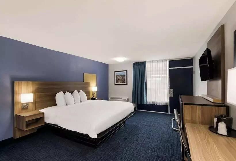 ホテル Surestay Plus By Best Western Pigeon Forge