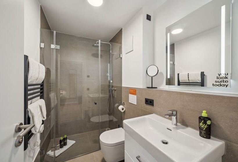 Limehome Nuremberg Celtisplatz