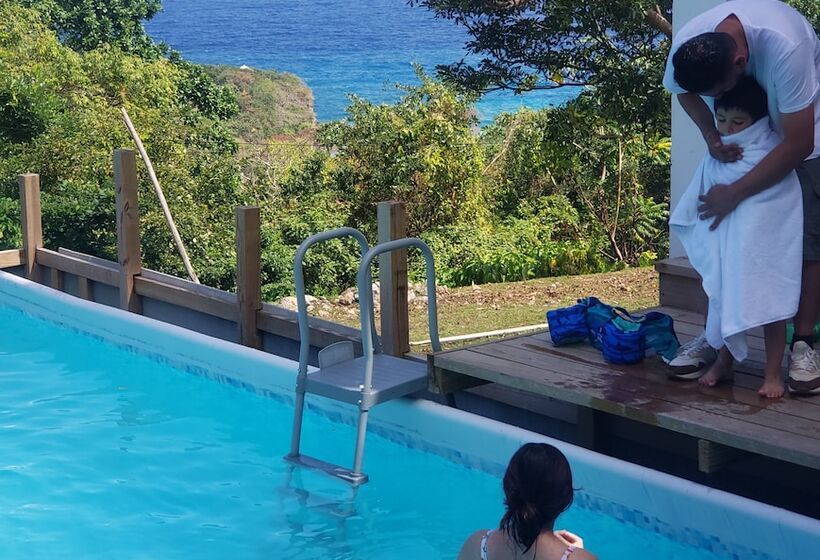 پانسیون Boston Bay