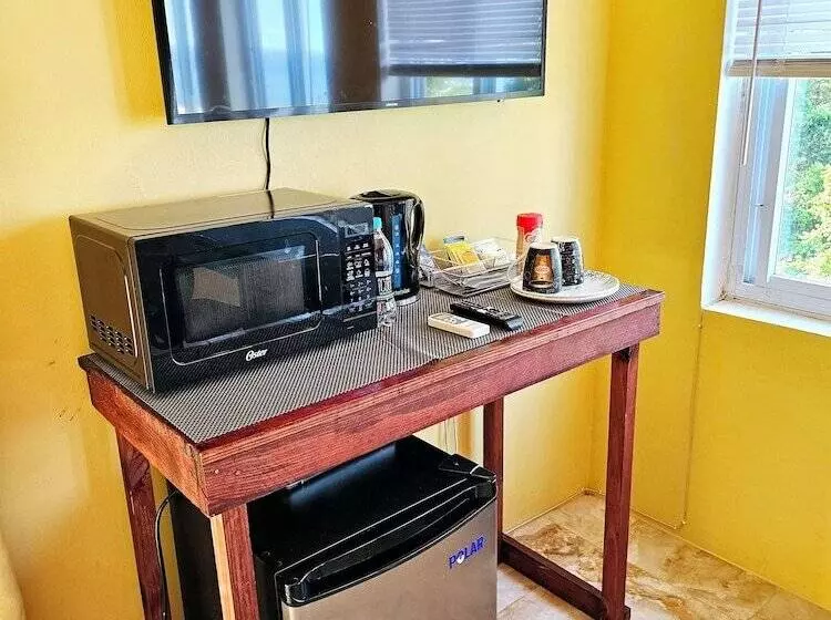 پانسیون Boston Bay