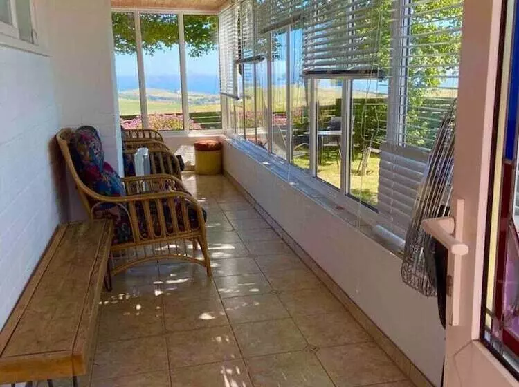 Residenssi 2 Bed Retreat With Amazing Sea Views In Brighton