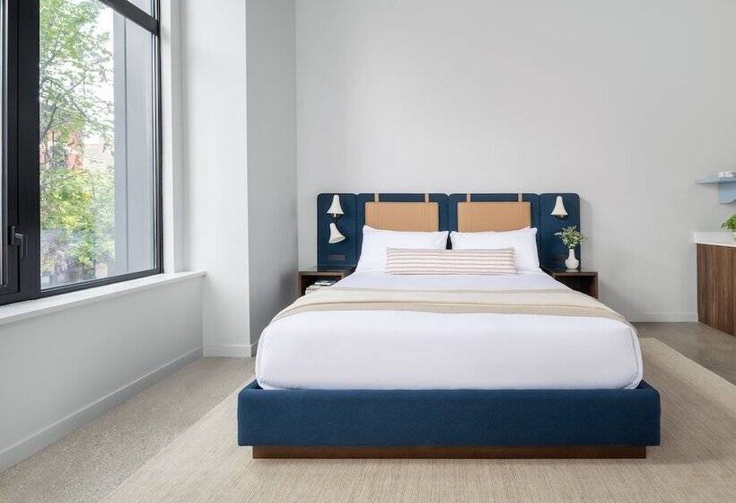 The Neighborhood Hotel Little Italy