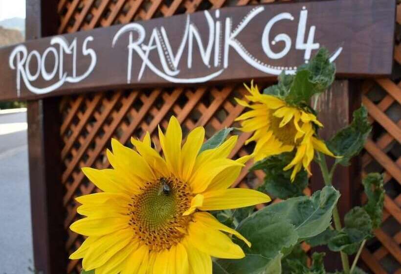 تختخواب و صبحانه Sobe Ravnik