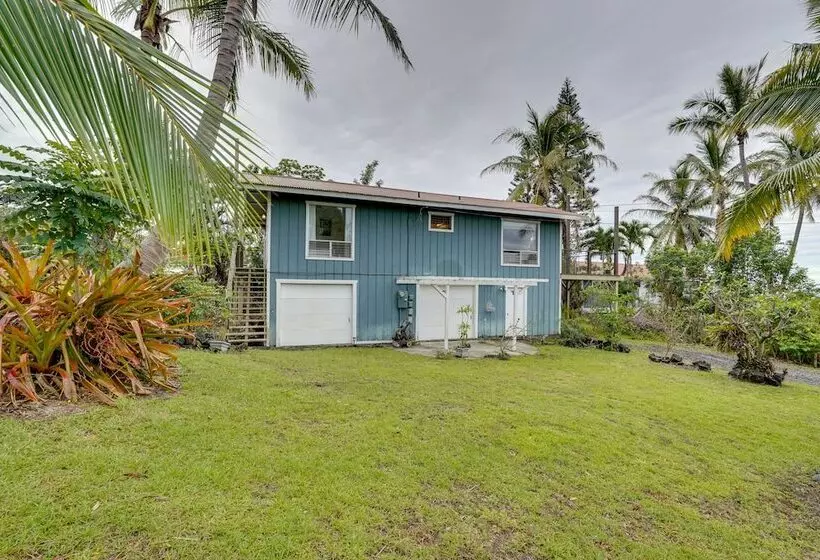 Breezy Kailua Kona Bungalow W/ Lanai & Ocean View!