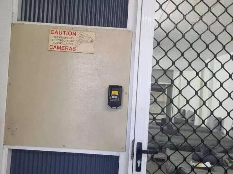 City Gates Motel Mackay   Contactless