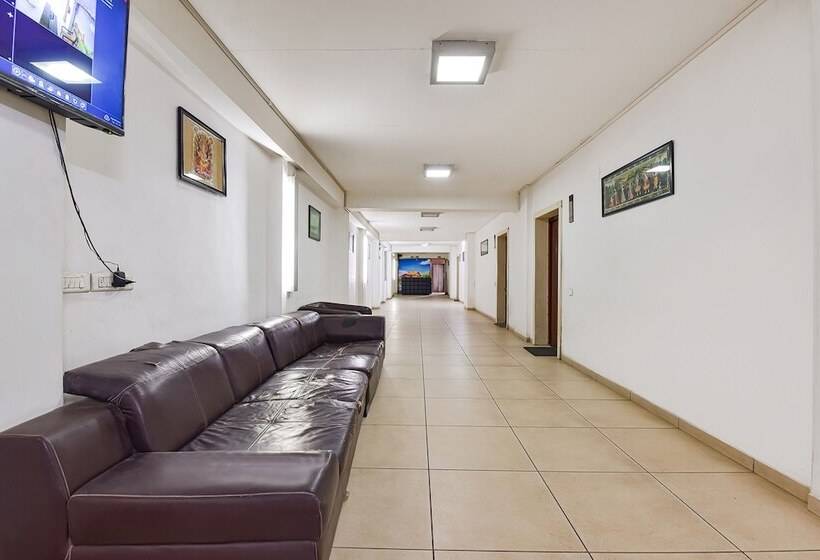 Fabhotel Gl Residency