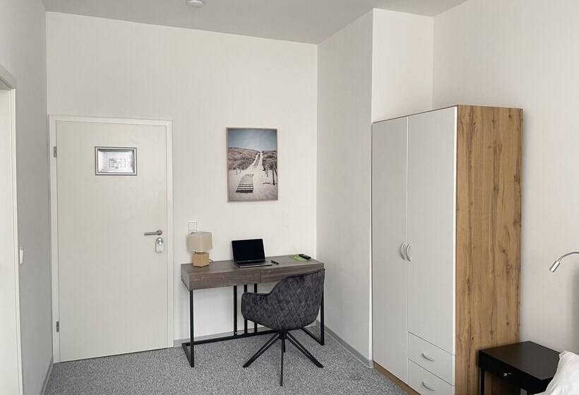 Hotel Am Bahnhof Ditzingen